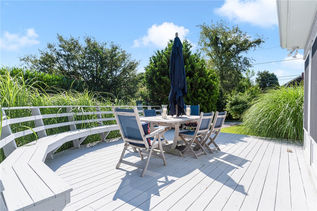 84 N Road North Kingstown, RI 02874 - Photo 4 of 47