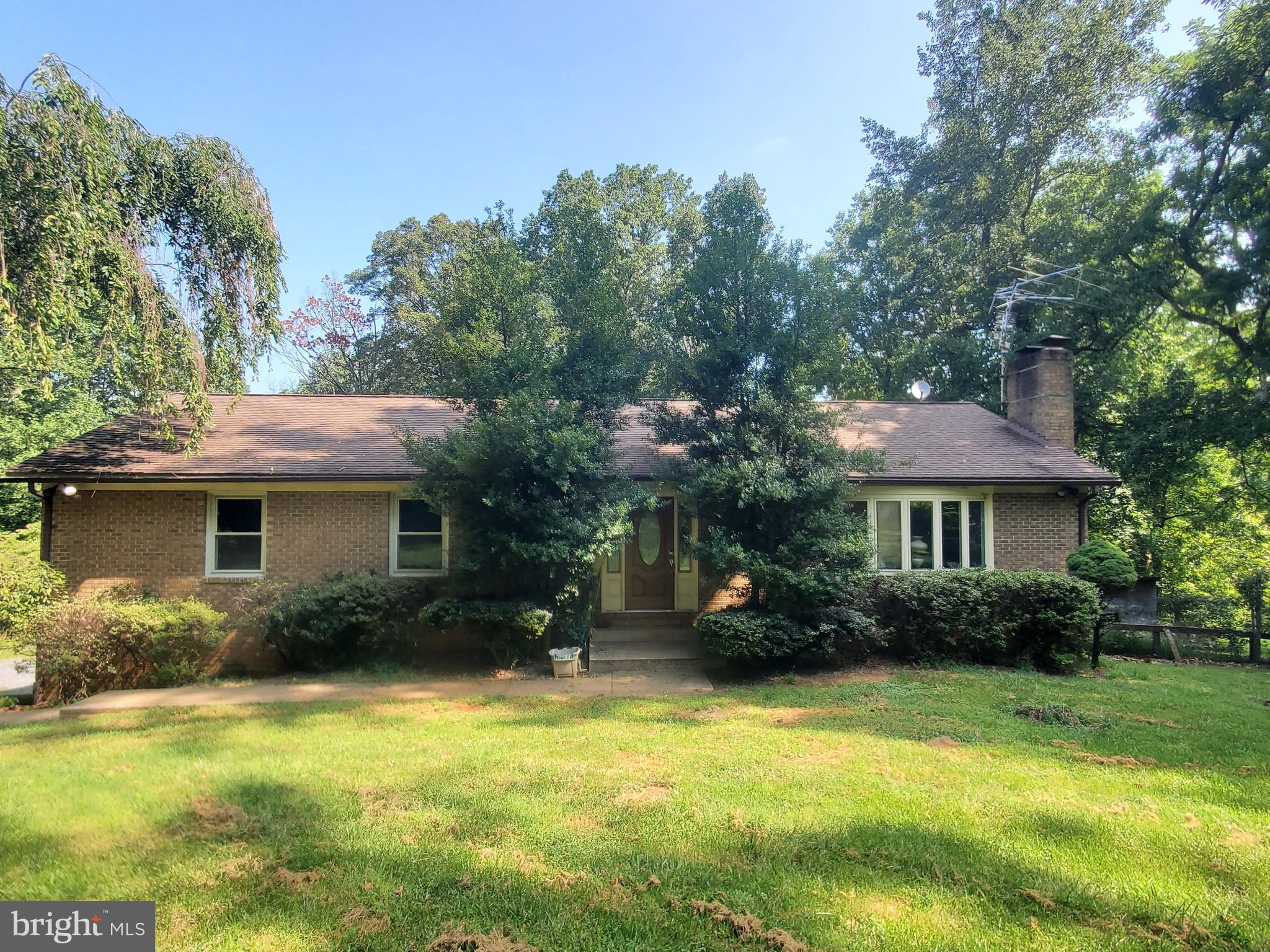 6180 Evergreen Mountain Road Broad Run, VA 20137 - Photo 1 of 23 Front of home