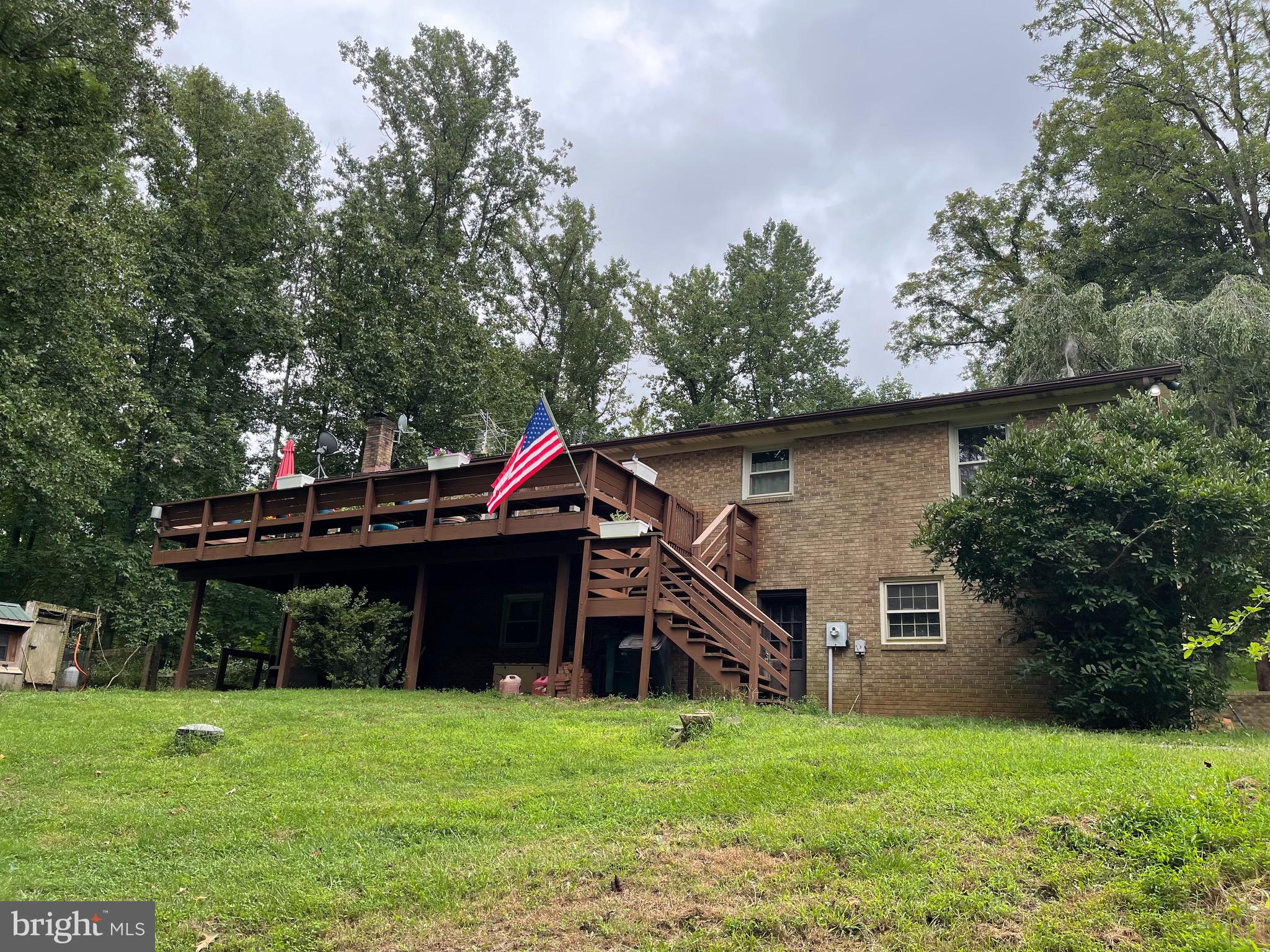 6180 Evergreen Mountain Road Broad Run, VA 20137 - Photo 22 of 23 Back of home