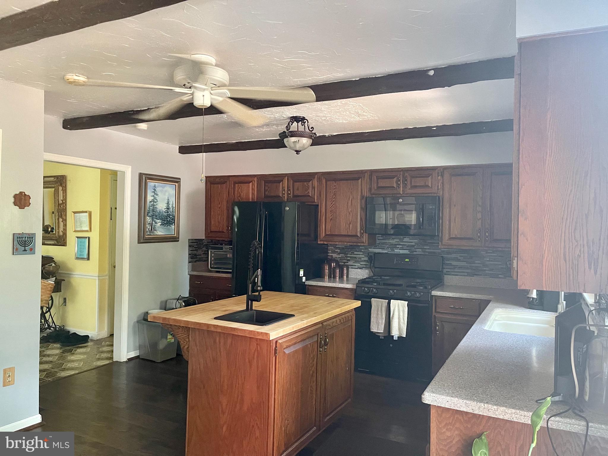 6180 Evergreen Mountain Road Broad Run, VA 20137 - Photo 5 of 23 Gallery Image 5