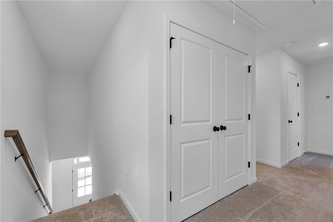 240 Brown Circle Easley, SC 29642 - Photo 13 of 23