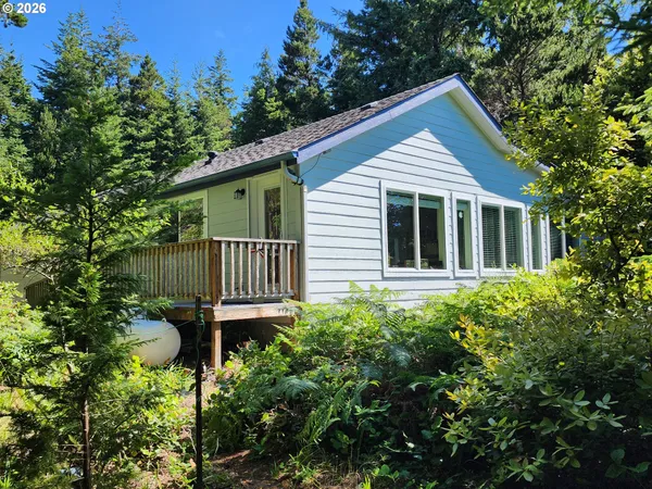 $492,000 | 1230 Deady Street, Port Orford, OR 97465