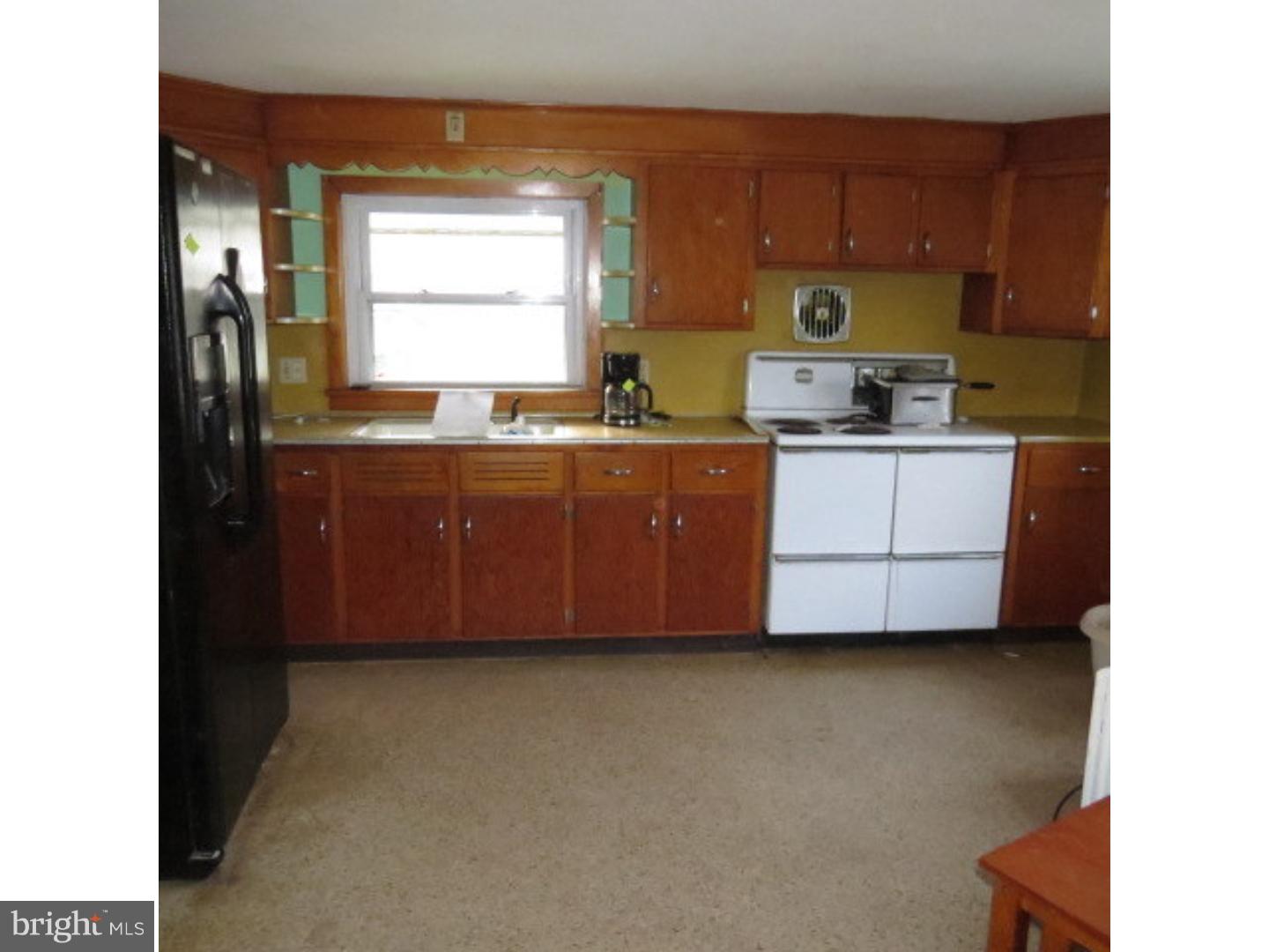 375 Forgedale Road, Unit B Bechtelsville, PA 19505 - Photo 9 of 20 Gallery Image 9