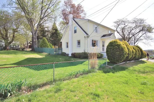 $589,000 | 123 14th Street, Verplanck, NY 10596