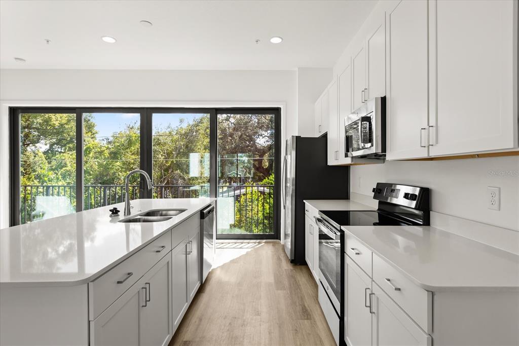 56 West Harding Street, Unit B Orlando, FL 32806 - Photo 3 of 26