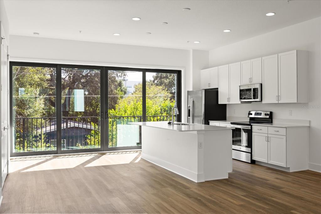 56 West Harding Street, Unit B Orlando, FL 32806 - Photo 4 of 26