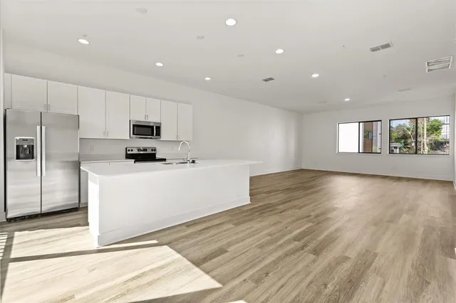 $3,680 | 56 West Harding Street, Unit B, Orlando, FL 32806