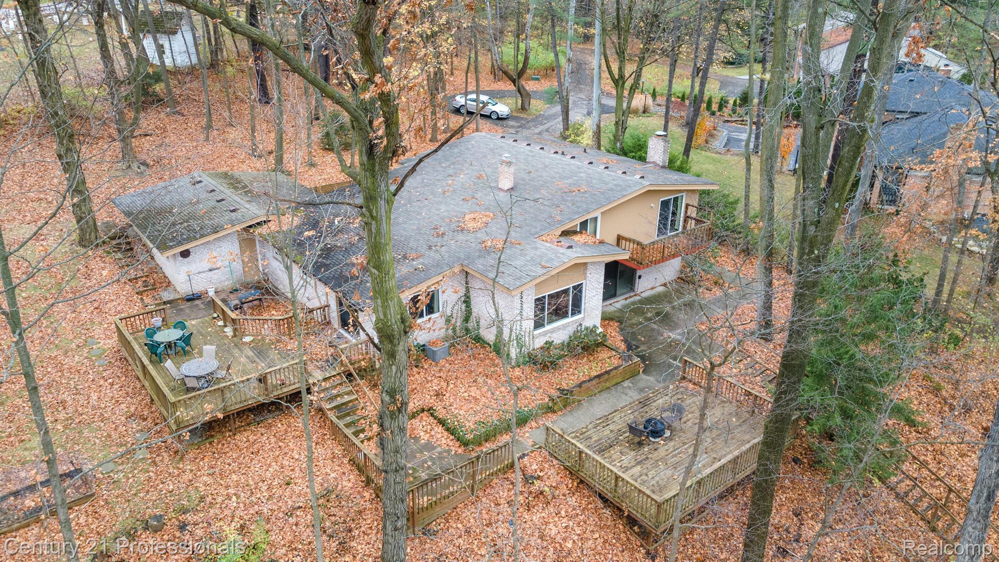 28664 West 12 Mile Road Farmington, MI 48334 - Photo 1 of 49 A secluded multilevel retreat ~28664 W 12 Mile Rd