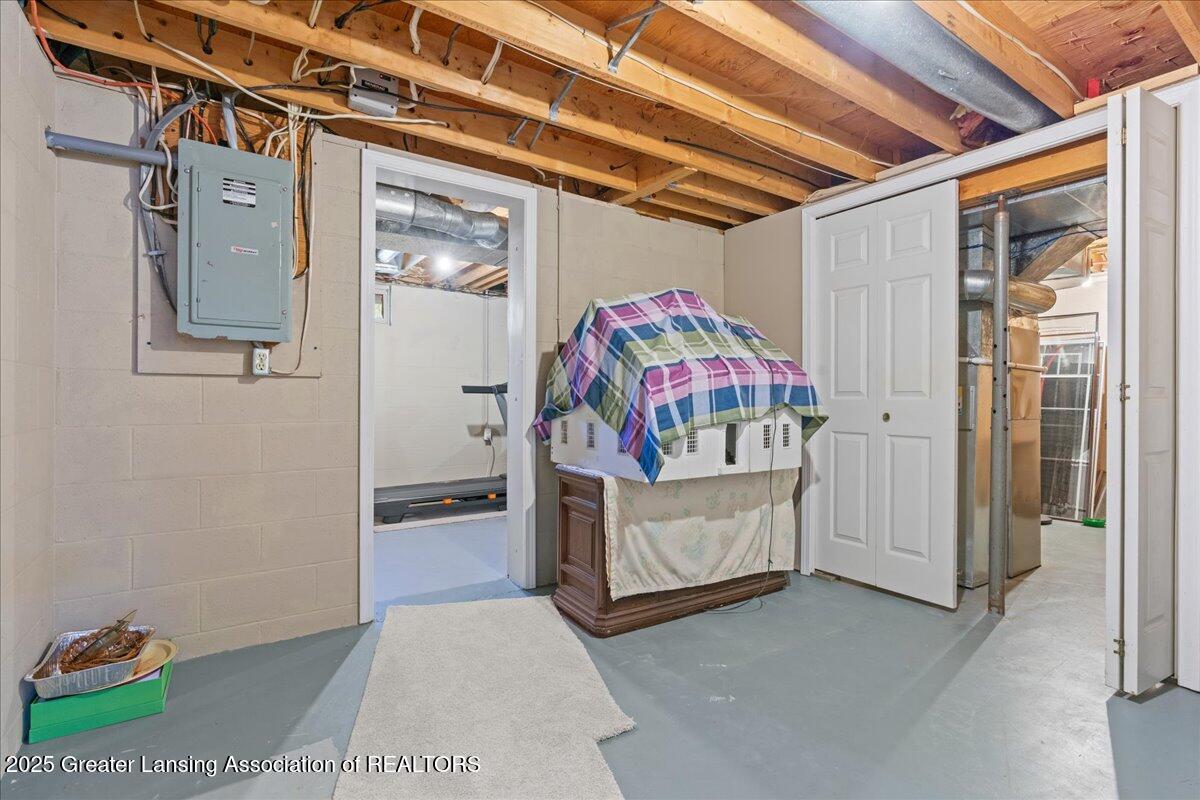 9290 Maple Road Lyons, MI 48851 - Photo 29 of 61 55-Media Jett - 32