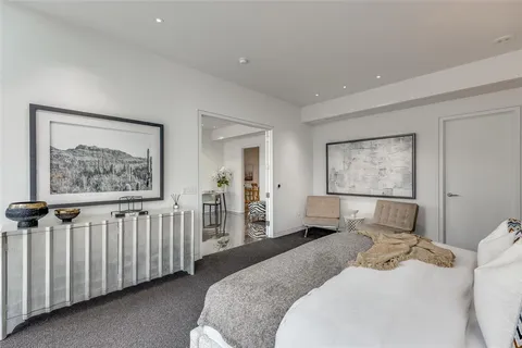 $1,825,000 | 1918 Olive Street, Unit 202, Dallas, TX 75201