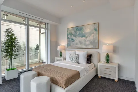 $1,825,000 | 1918 Olive Street, Unit 202, Dallas, TX 75201