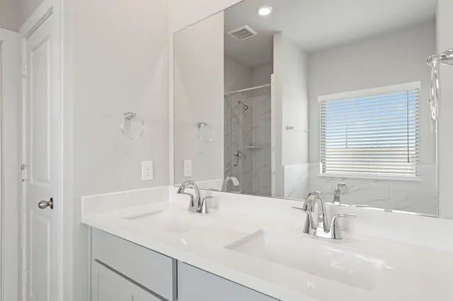 $349,990 | 5135 Pecan Orchard Trail, Richmond, TX 77469