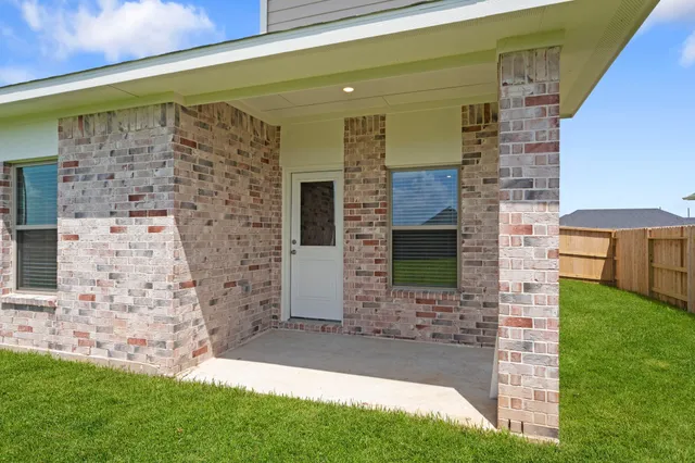 $349,990 | 5135 Pecan Orchard Trail, Richmond, TX 77469