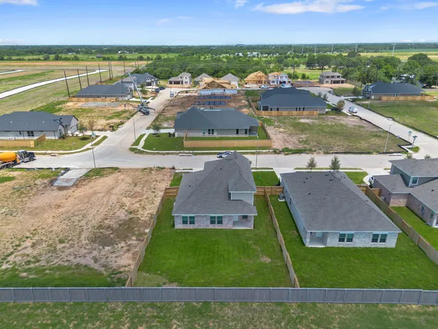 $349,990 | 5135 Pecan Orchard Trail, Richmond, TX 77469