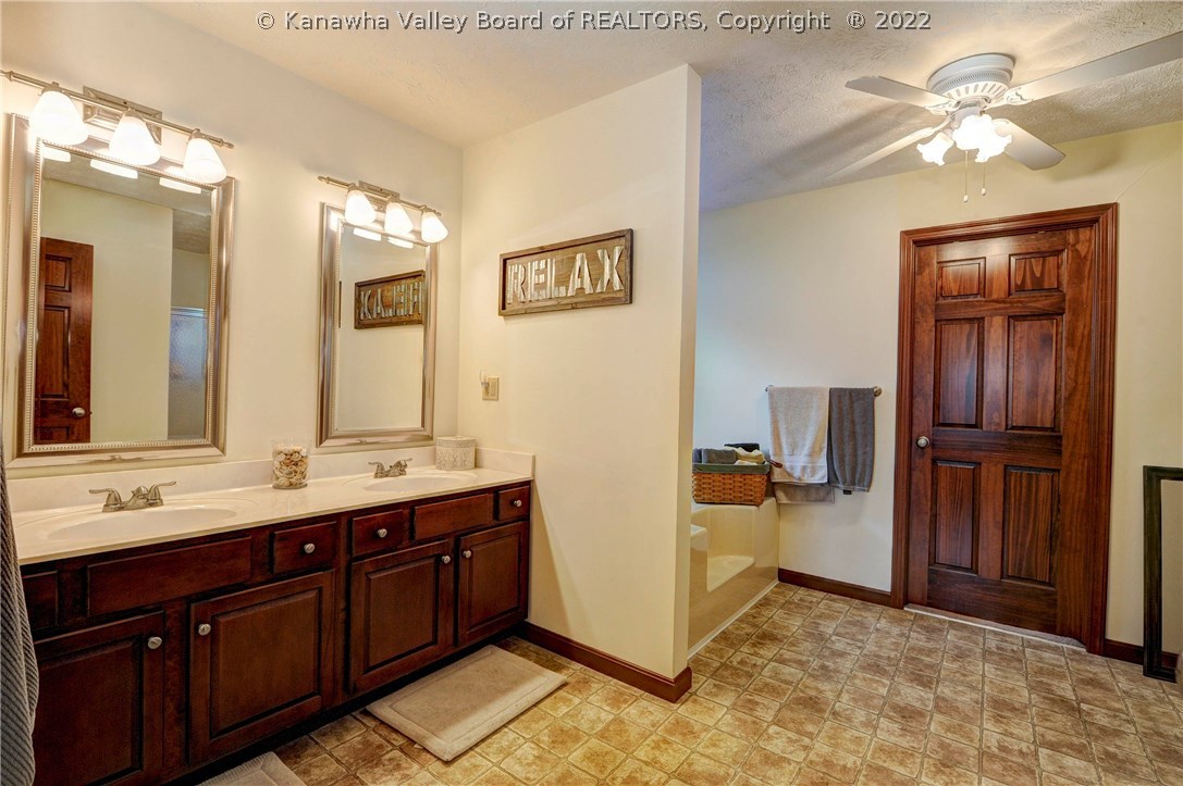 247 Maple Road Hurricane, WV 25526 - Photo 15 of 28 Gallery Image 15