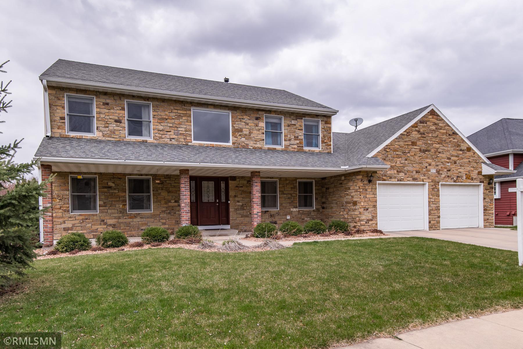 1823 Spel Lane Southwest Rochester, MN 55902 - Photo 2 of 47