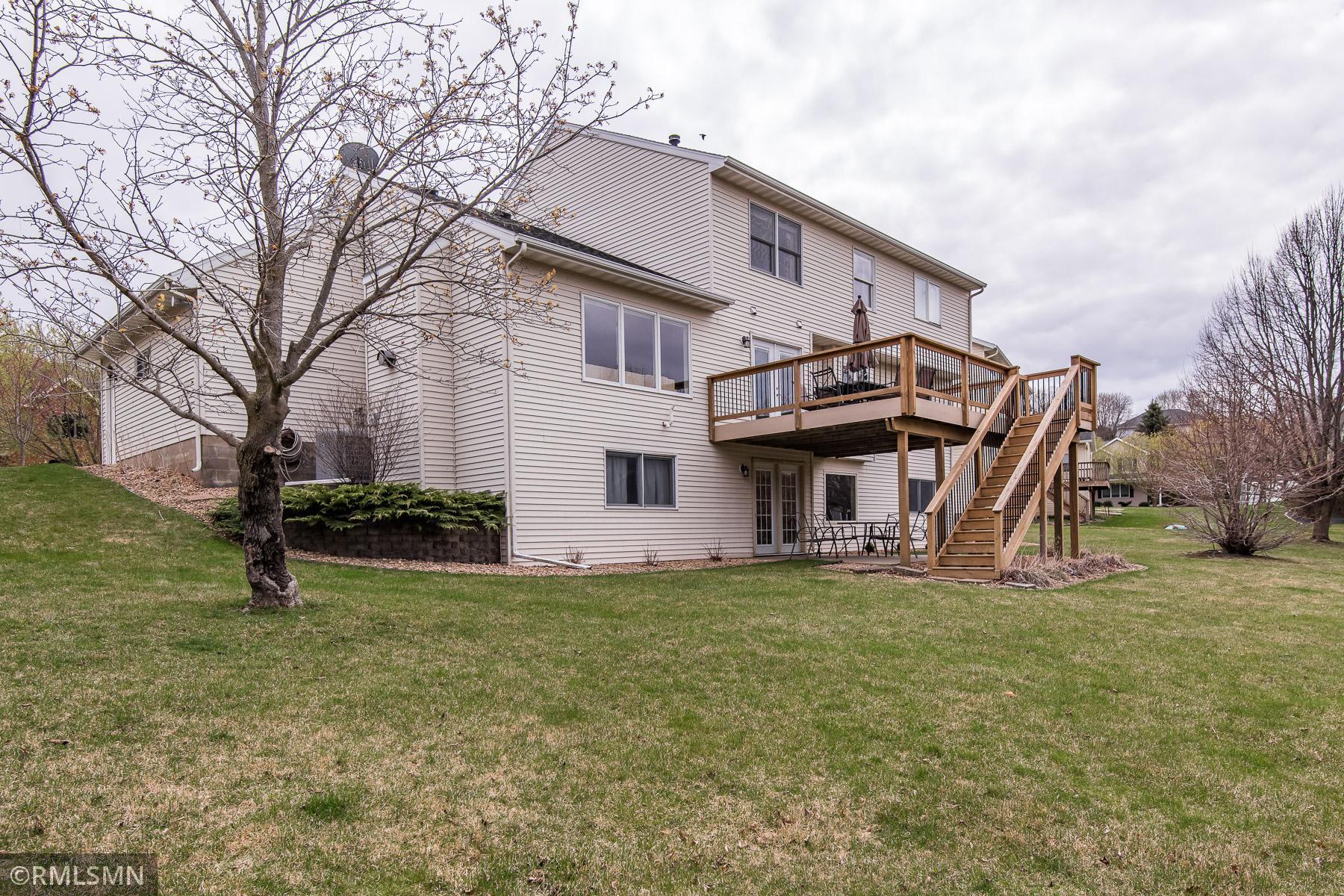 1823 Spel Lane Southwest Rochester, MN 55902 - Photo 6 of 47