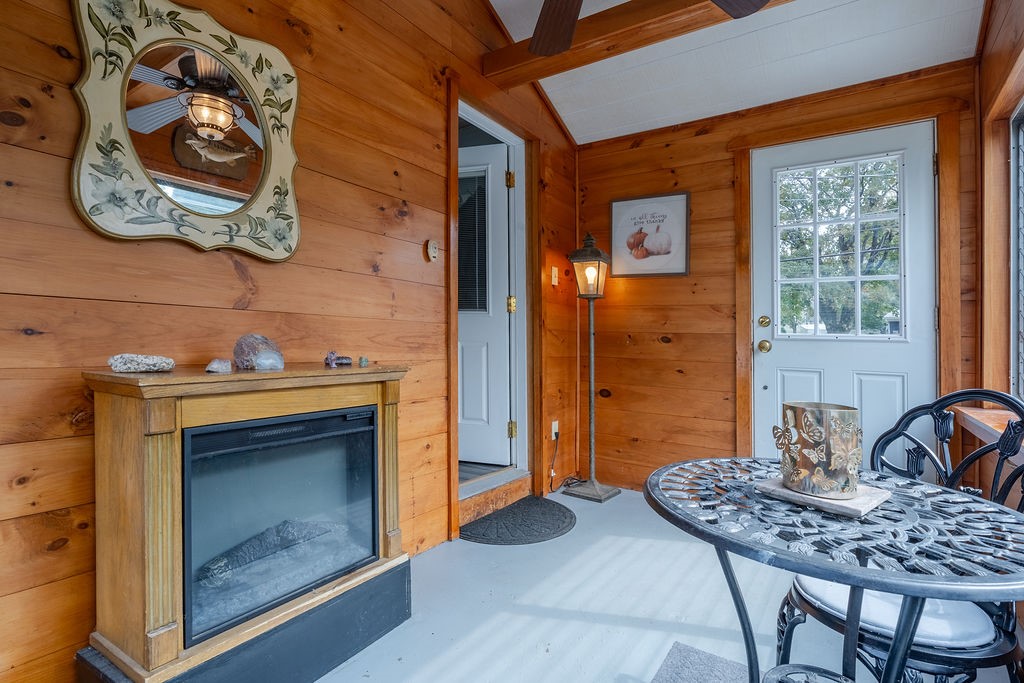 72 Priscilla Road Woonsocket, RI 02895 - Photo 10 of 31