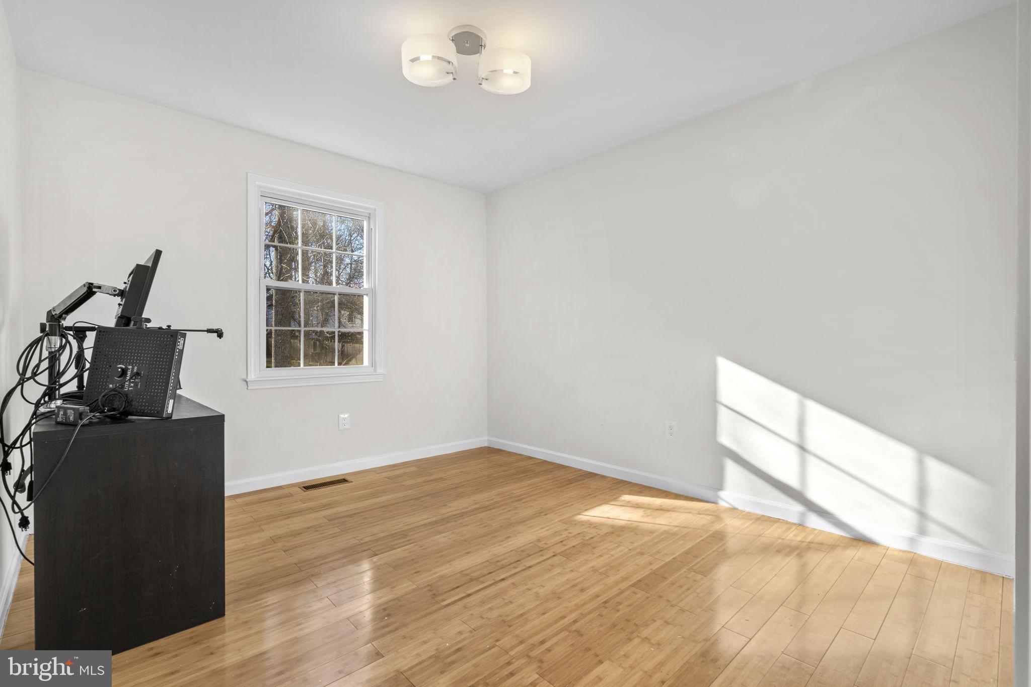 6620 Burlington Place, Unit 6620 Springfield, VA 22152 - Photo 17 of 31 Bedroom 2