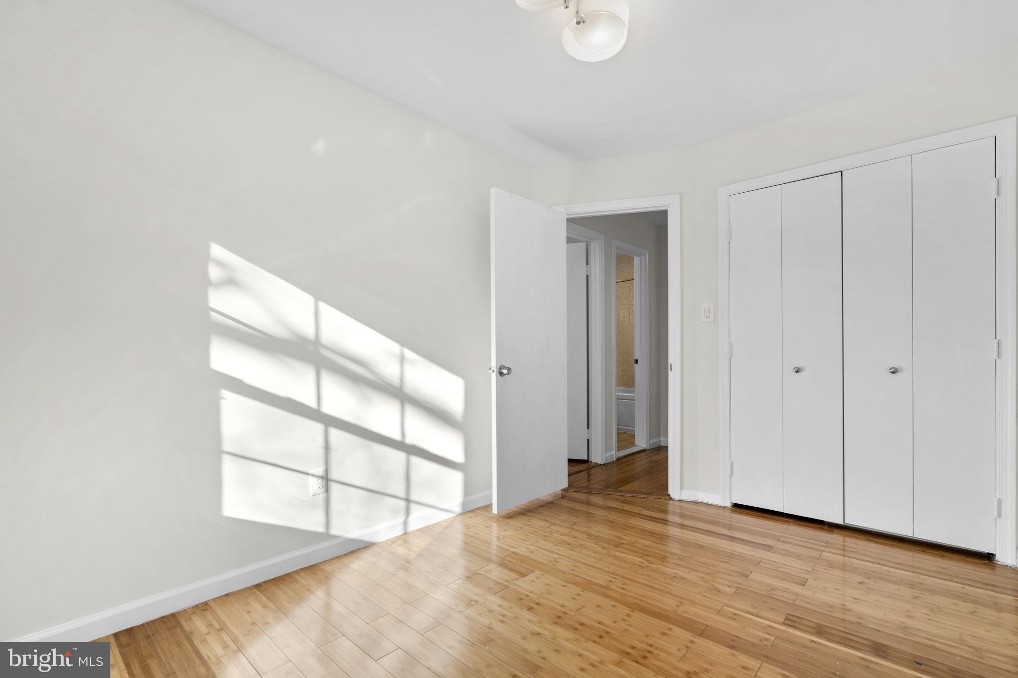 6620 Burlington Place, Unit 6620 Springfield, VA 22152 - Photo 20 of 31 Bedroom 3