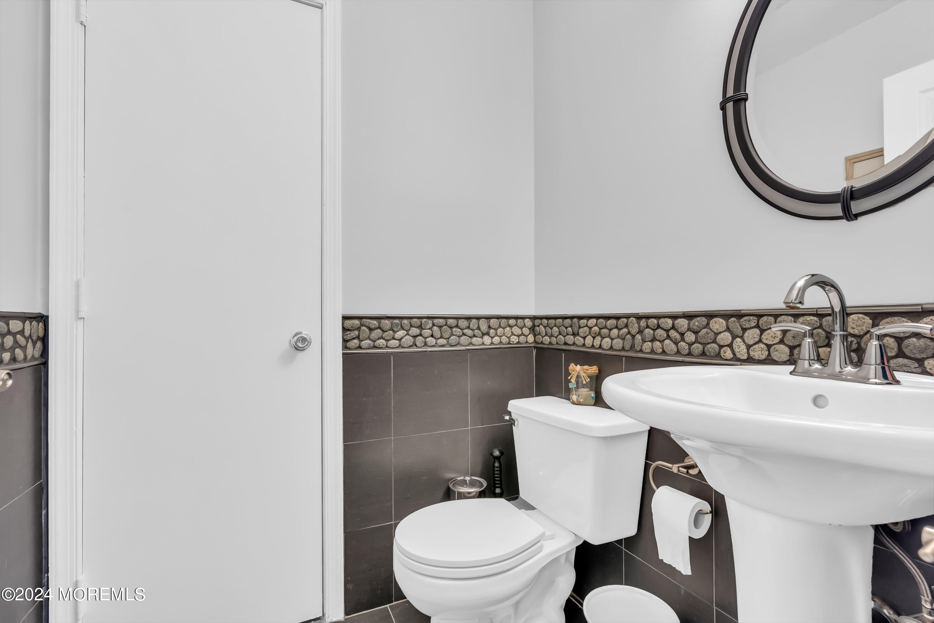 4202 Norma Place Toms River, NJ 08755 - Photo 17 of 33 021_dsc04058