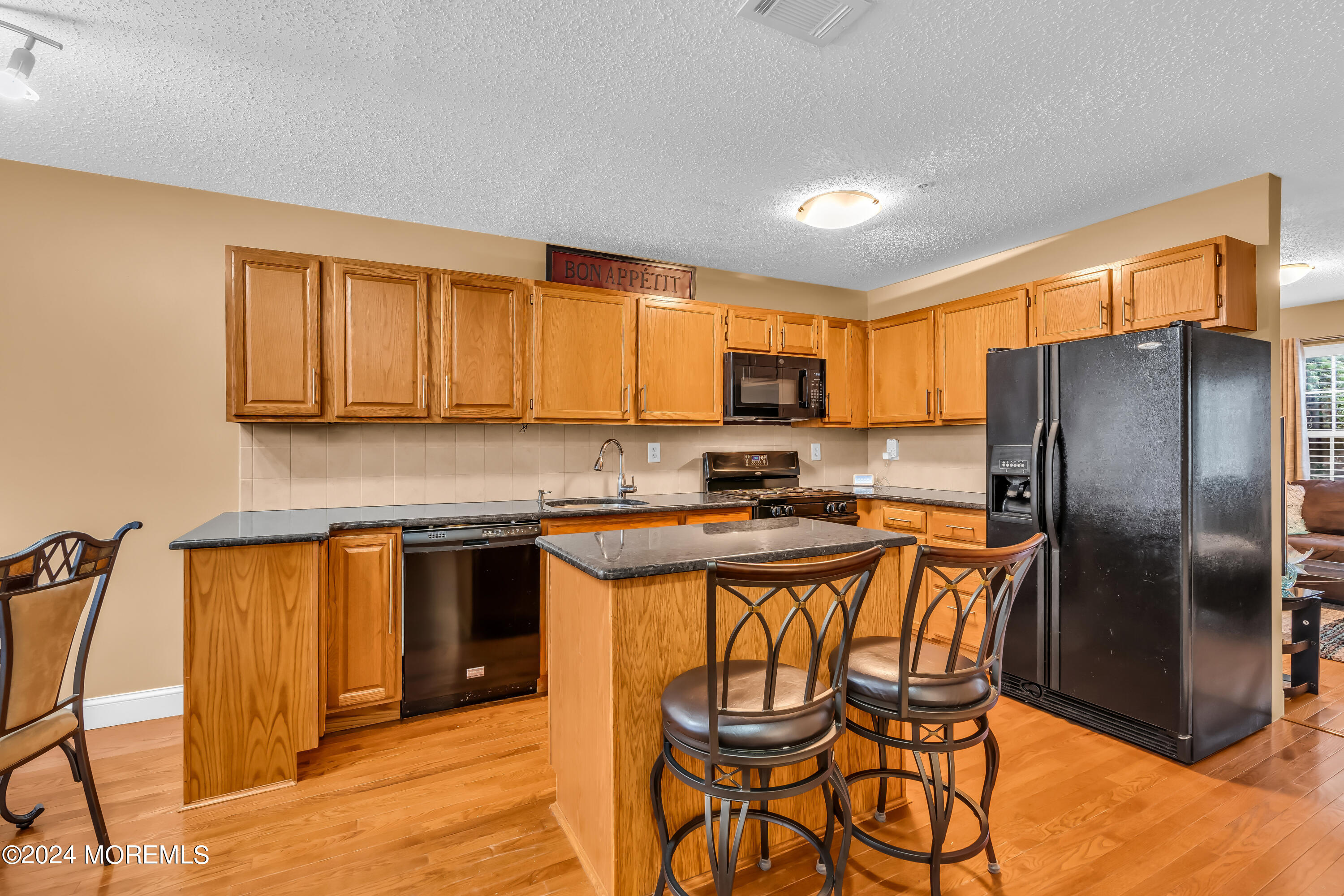 4202 Norma Place Toms River, NJ 08755 - Photo 5 of 33 009_dsc03978