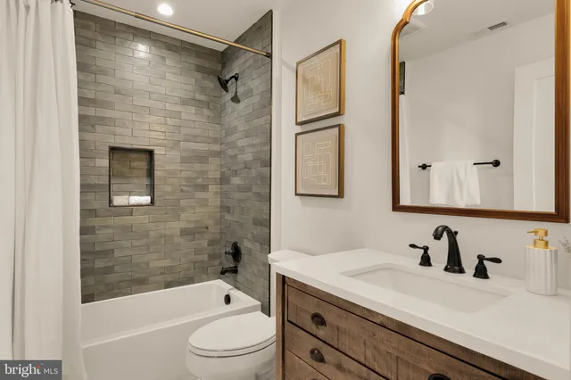 $3,595,000 | 124 Layton Drive, Bethany Beach, DE 19930