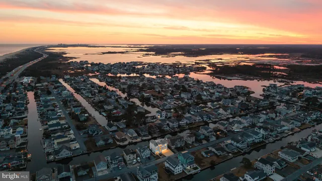 $3,595,000 | 124 Layton Drive, Bethany Beach, DE 19930