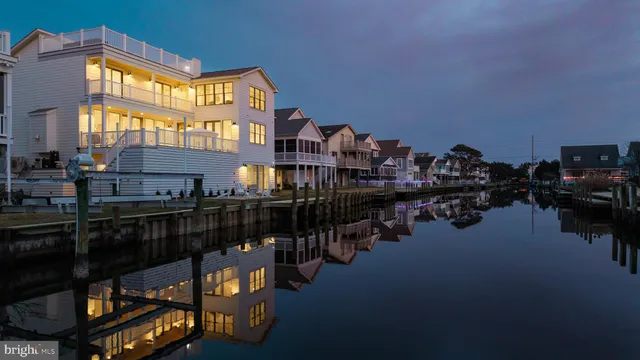 $3,595,000 | 124 Layton Drive, Bethany Beach, DE 19930