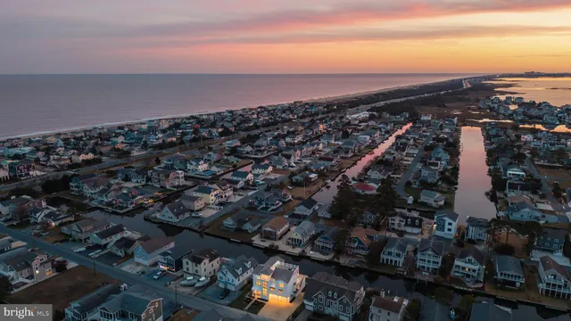 $3,595,000 | 124 Layton Drive, Bethany Beach, DE 19930