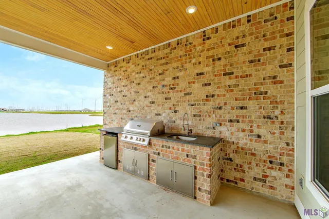 $649,900 | 1203 Rosedown Drive, Thibodaux, LA 70301