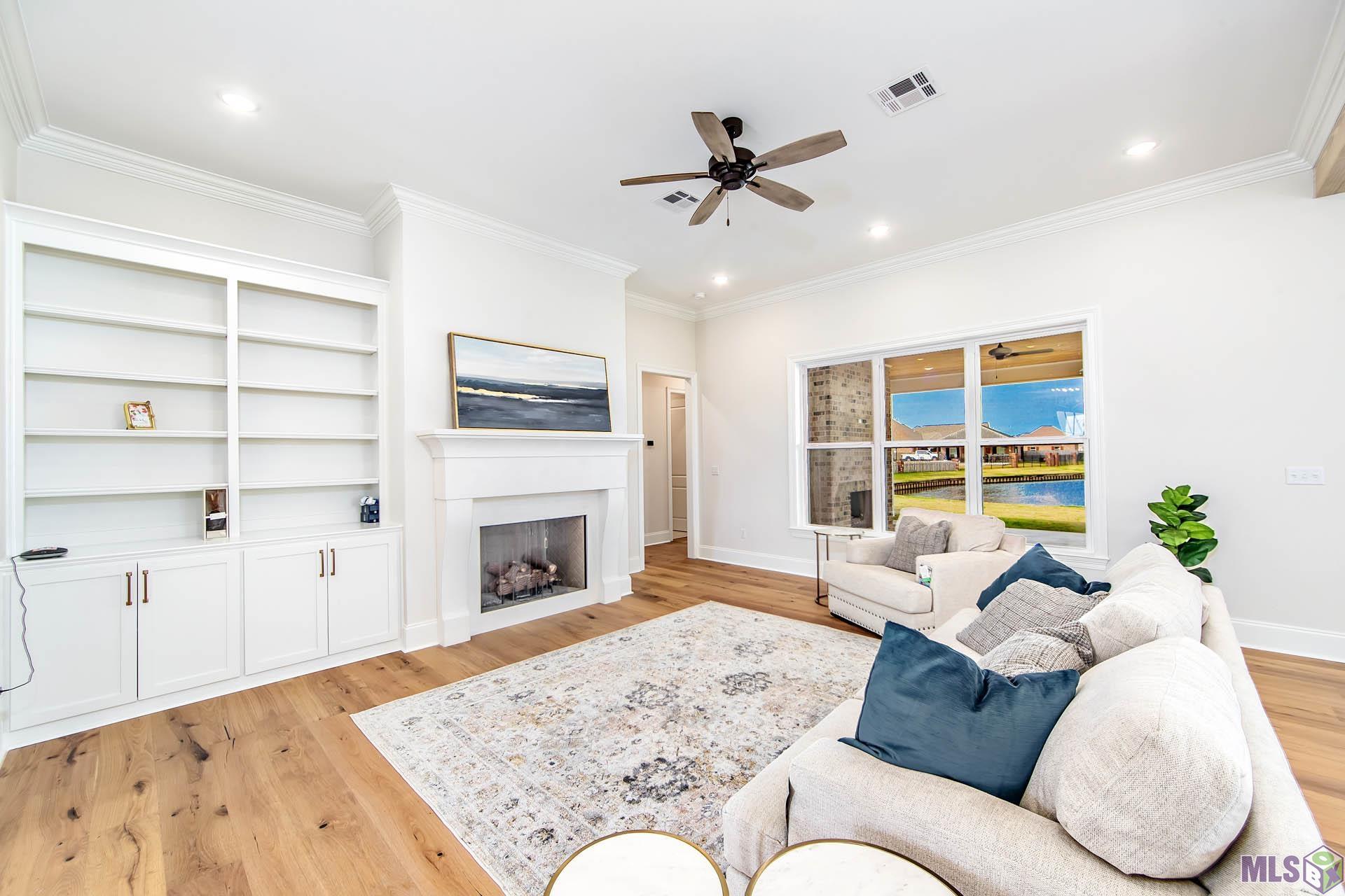 1203 Rosedown Drive Thibodaux, LA 70301 - Photo 4 of 29