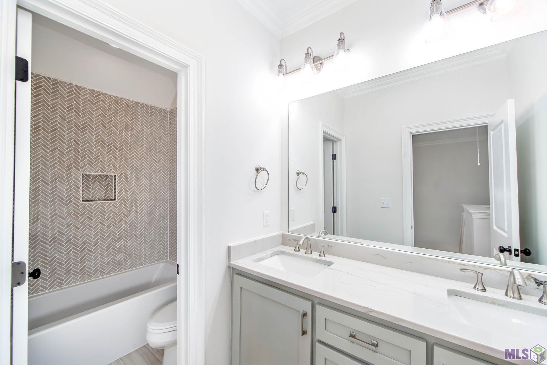 1203 Rosedown Drive Thibodaux, LA 70301 - Photo 8 of 29