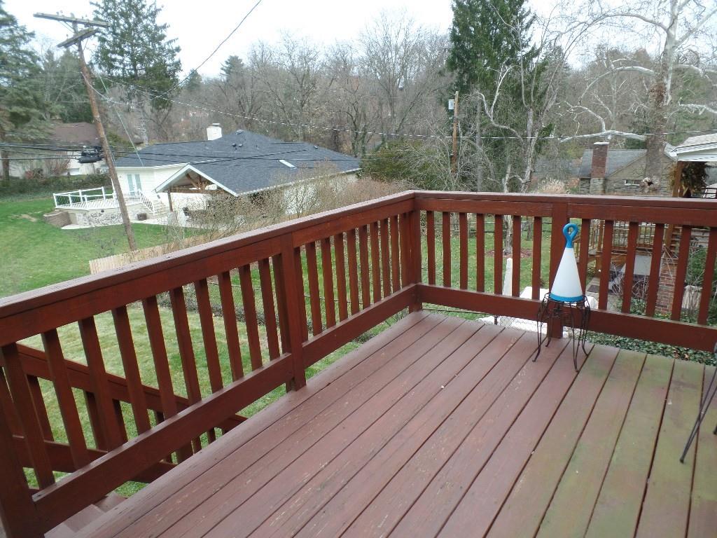425 Kurt Drive Pittsburgh, PA 15243 - Photo 23 of 43 a view of balcony with wooden floor