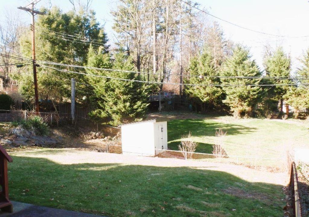 425 Kurt Drive Pittsburgh, PA 15243 - Photo 30 of 43