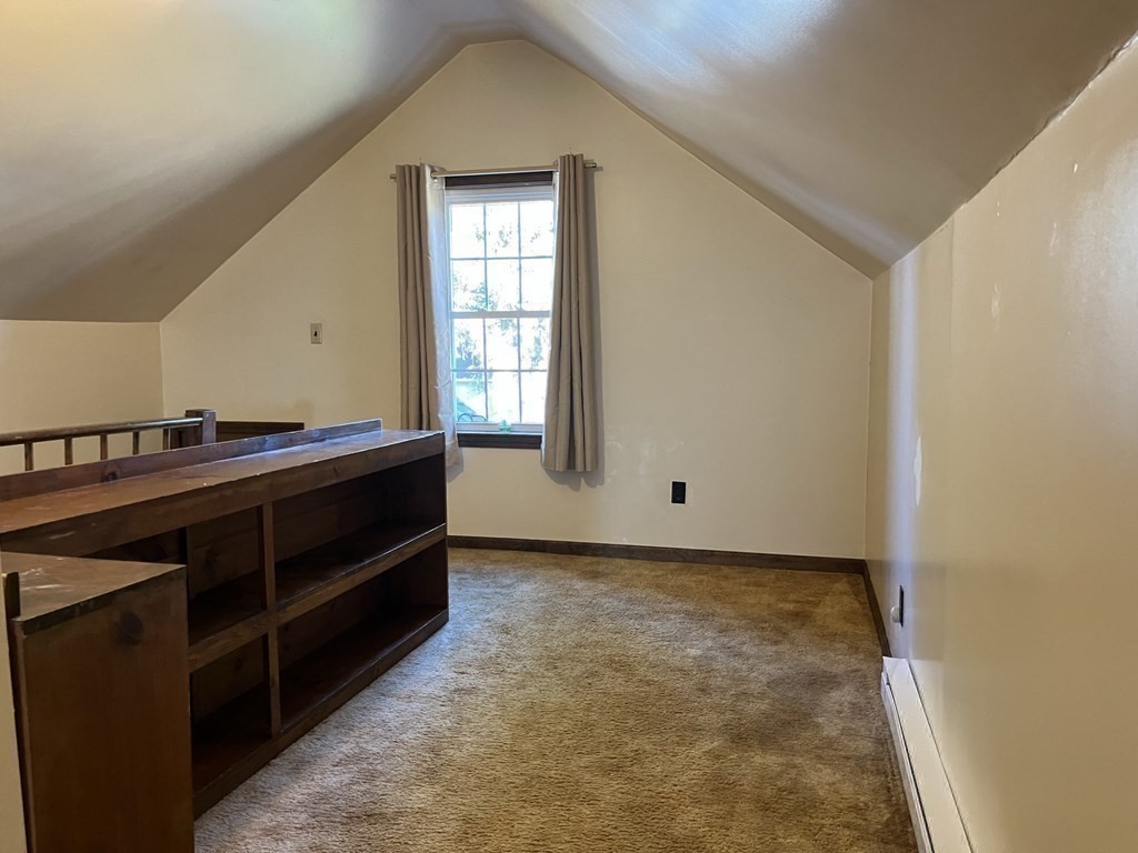 305 Thompson Road Webster, MA 01570 - Photo 11 of 21 Gallery Image 11