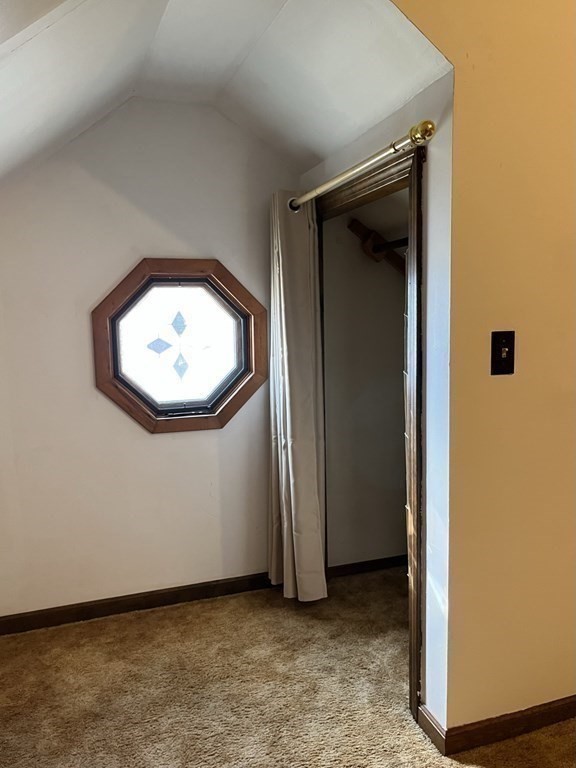 305 Thompson Road Webster, MA 01570 - Photo 15 of 21 Gallery Image 15