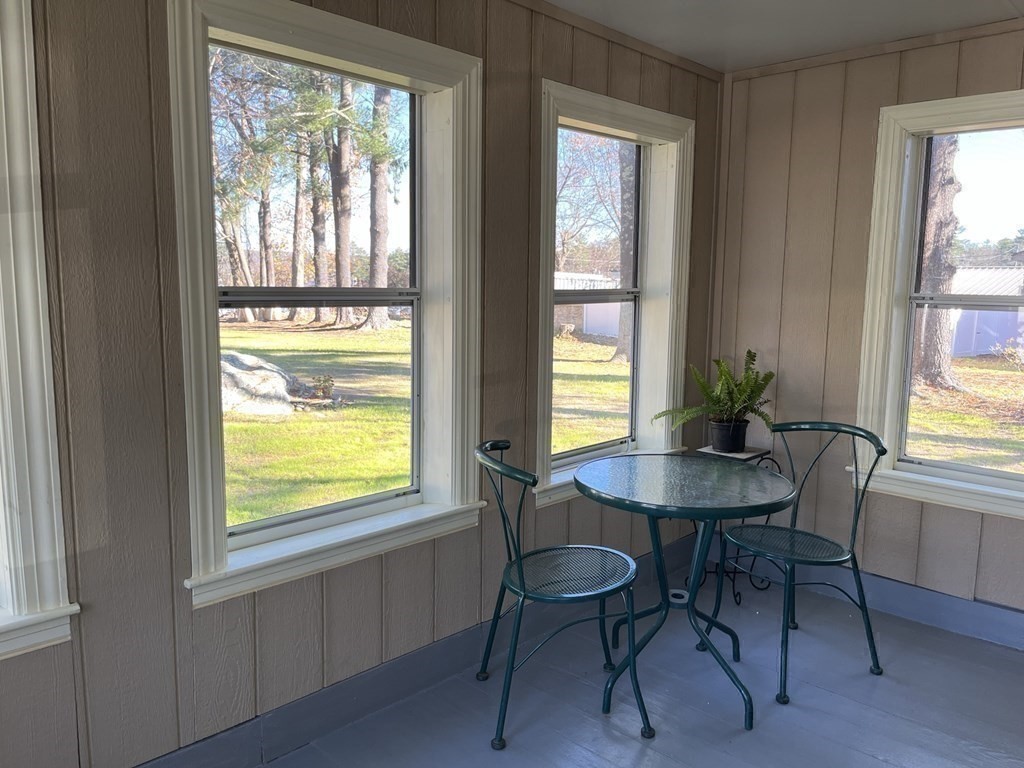 305 Thompson Road Webster, MA 01570 - Photo 16 of 21 Gallery Image 16