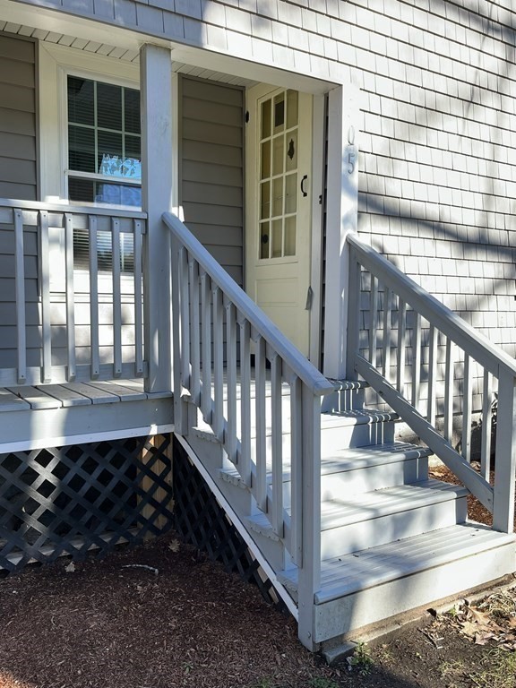 305 Thompson Road Webster, MA 01570 - Photo 2 of 21 Gallery Image 2