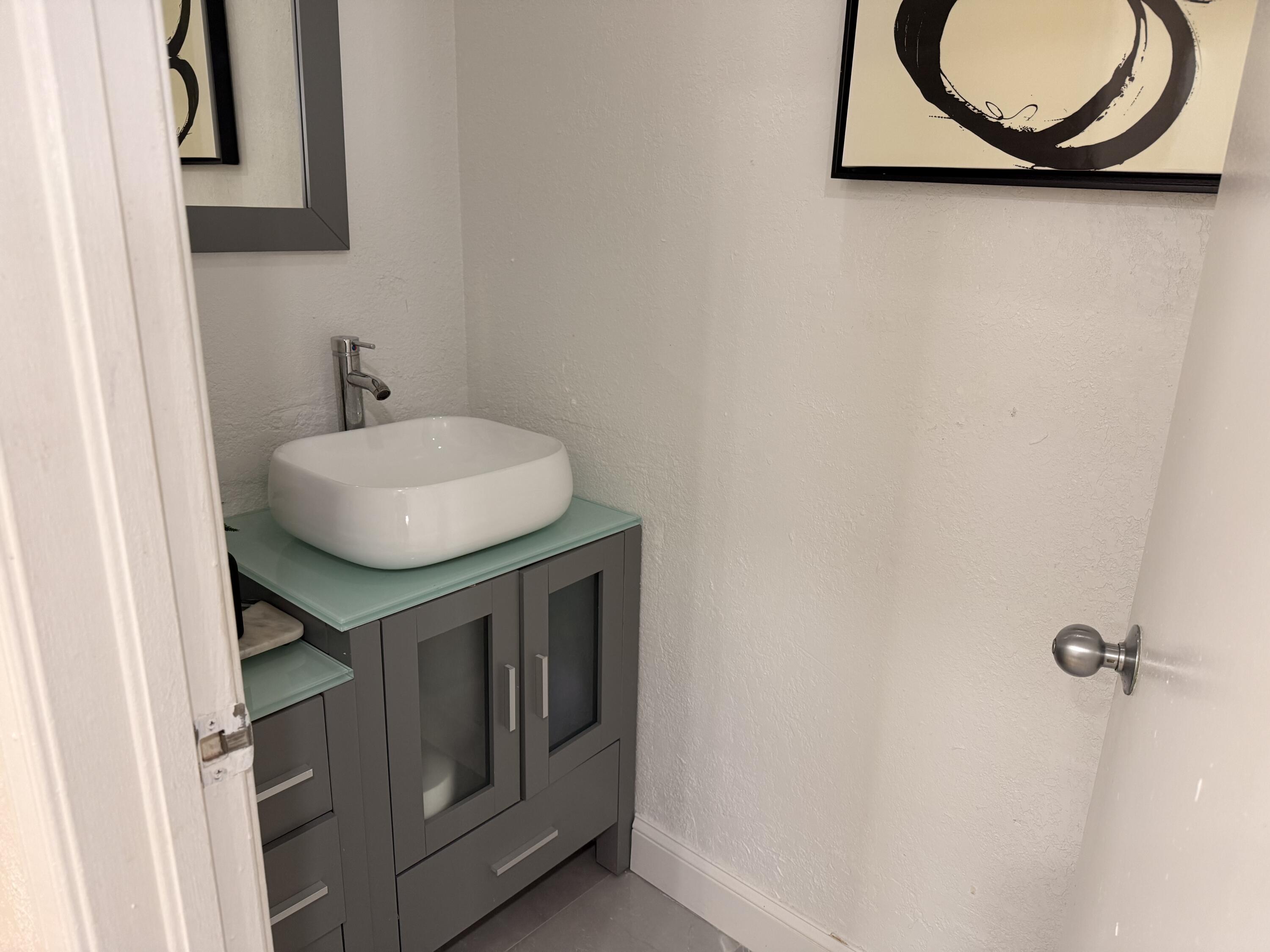 5130 Elmhurst Road, Unit A West Palm Beach, FL 33417 - Photo 10 of 25 IMG_7216