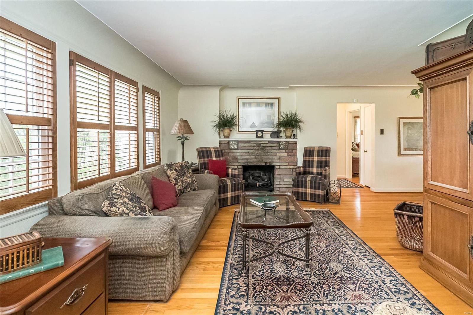 3366 Fee Fee Road Bridgeton, MO 63044 - Photo 3 of 22 Gallery Image 3