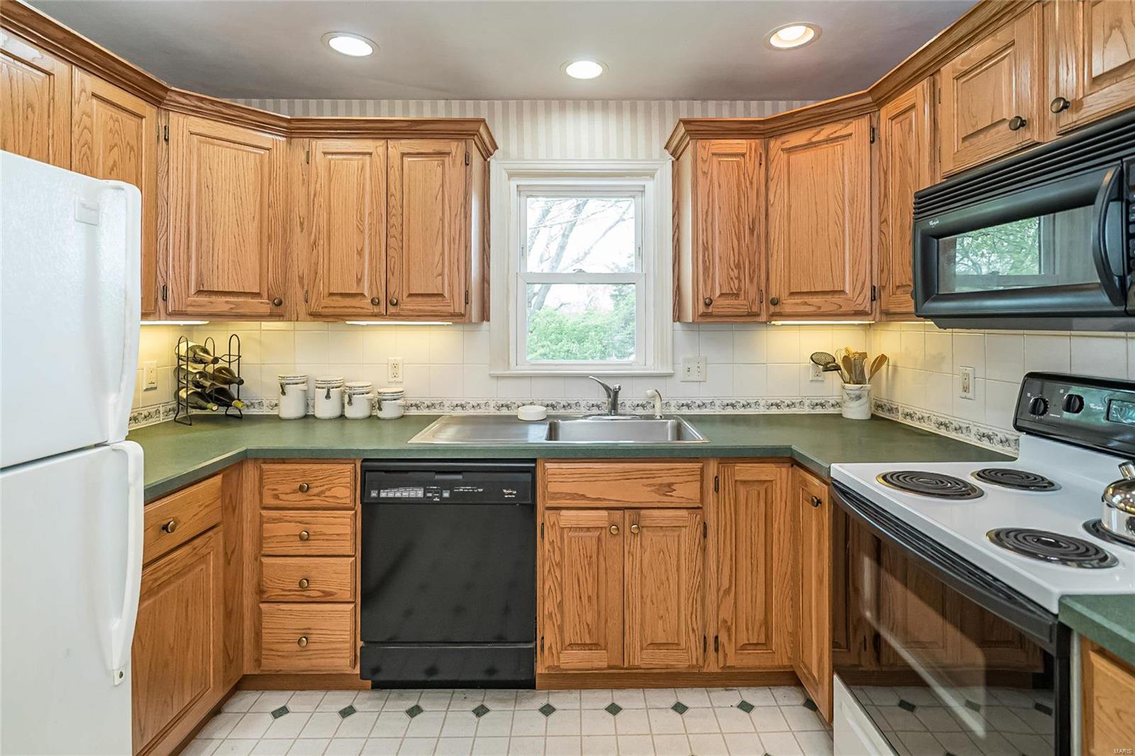 3366 Fee Fee Road Bridgeton, MO 63044 - Photo 9 of 22 Gallery Image 9