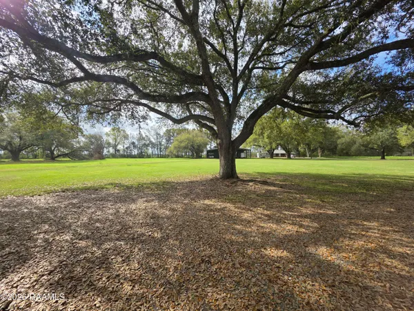 $200,000 | 5602 Vidrine Road, Unit TRACT 2, Ville Platte, LA 70586