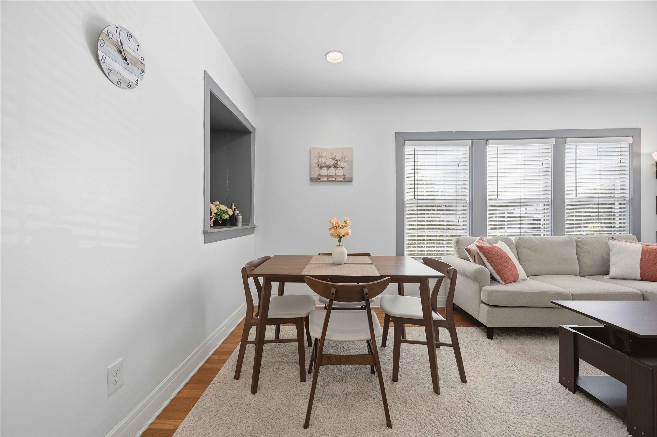 1546 Lombardy Street, Unit B Houston, TX 77023 - Photo 7 of 19