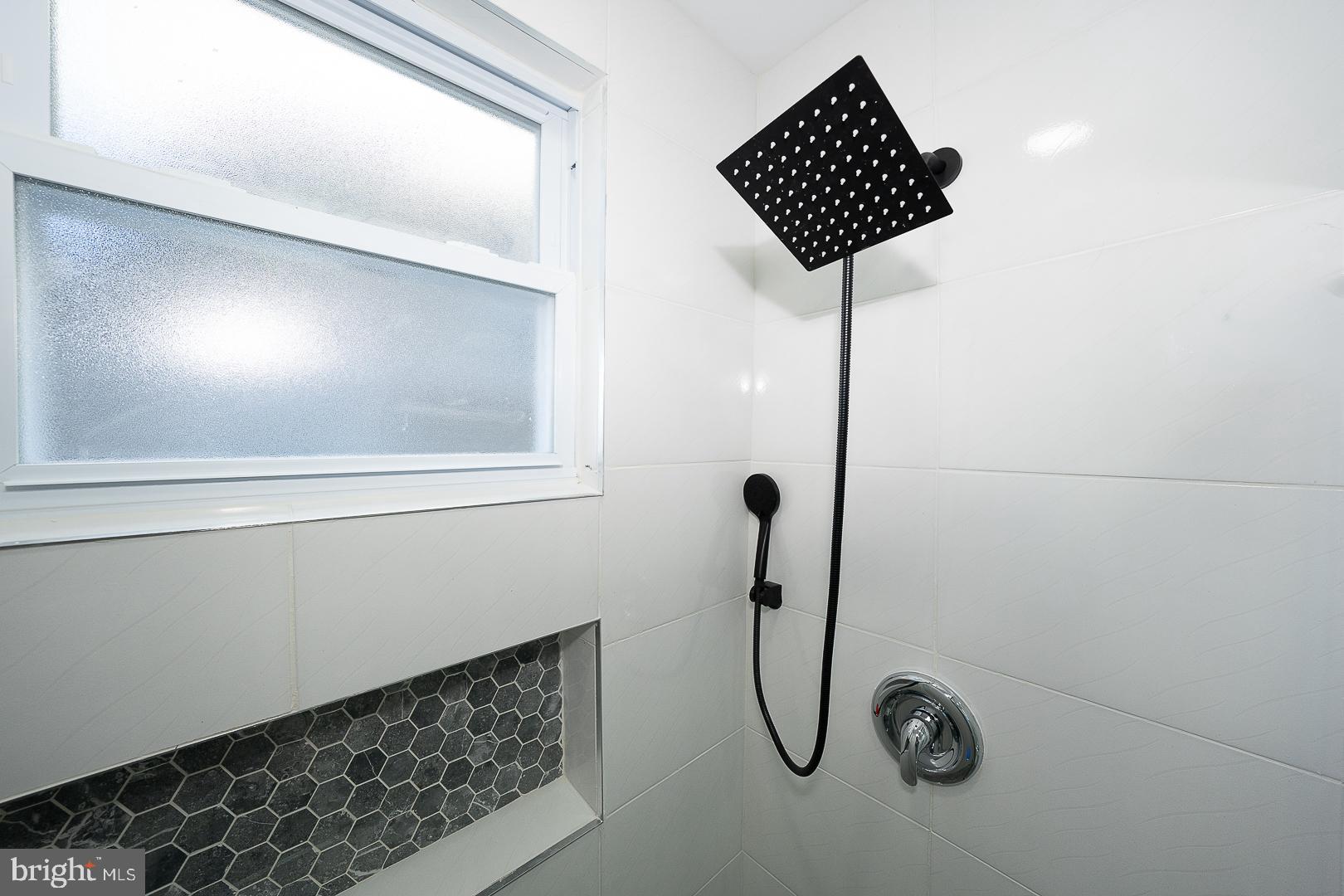 100 Englewood Road Upper Darby, PA 19082 - Photo 16 of 88