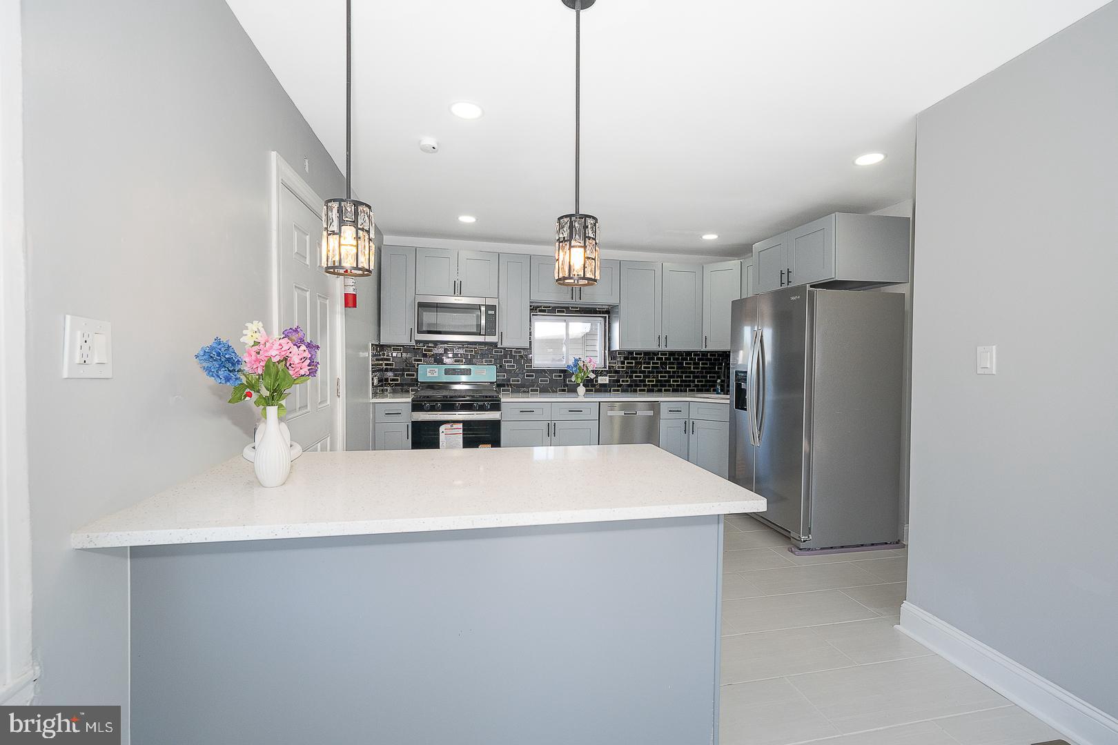 100 Englewood Road Upper Darby, PA 19082 - Photo 25 of 88