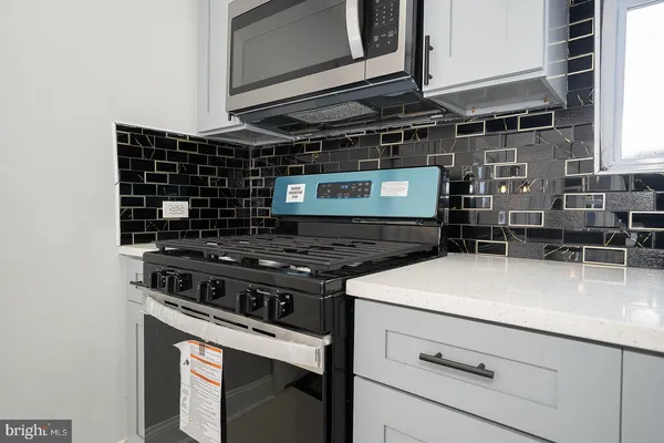 $459,900 | 100 Englewood Road, Upper Darby, PA 19082