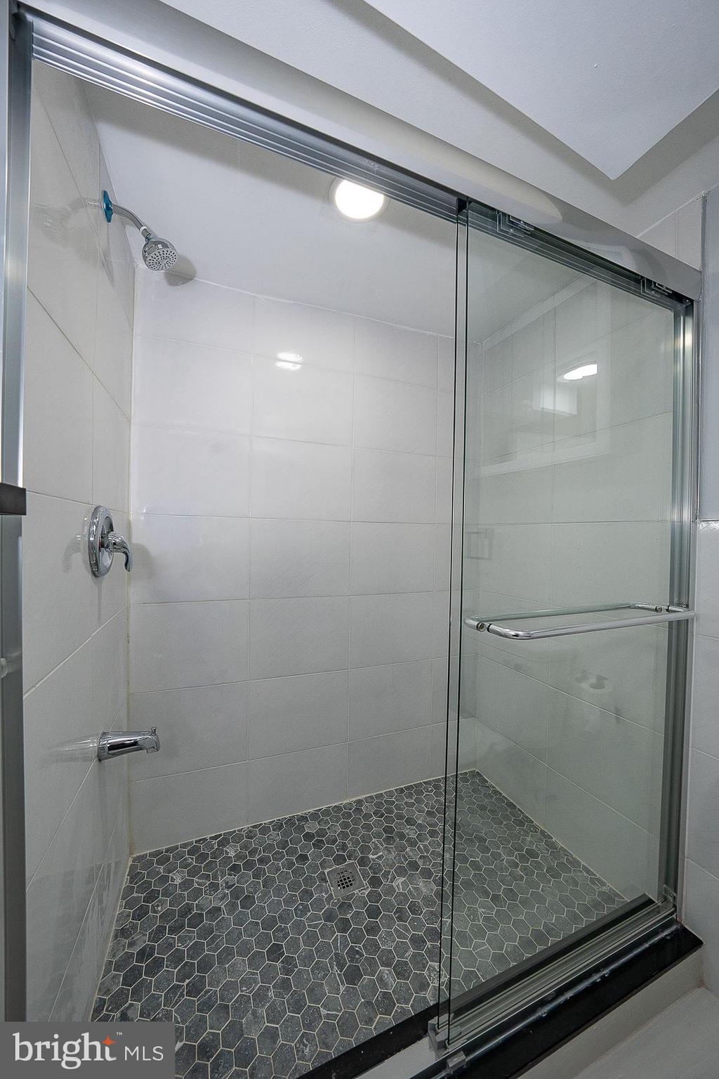 100 Englewood Road Upper Darby, PA 19082 - Photo 68 of 88 a bathroom with a shower