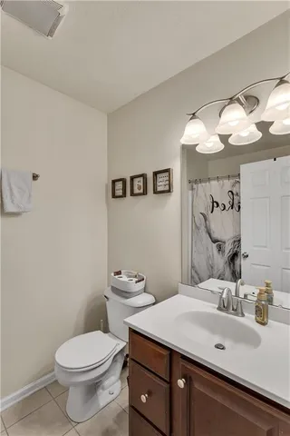 $275,000 | 449 Country Club Drive, Unit 8, Ellwood City, PA 16117