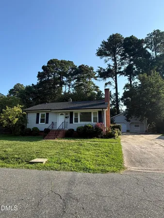$245,000 | 107 Central Avenue, Siler City, NC 27344